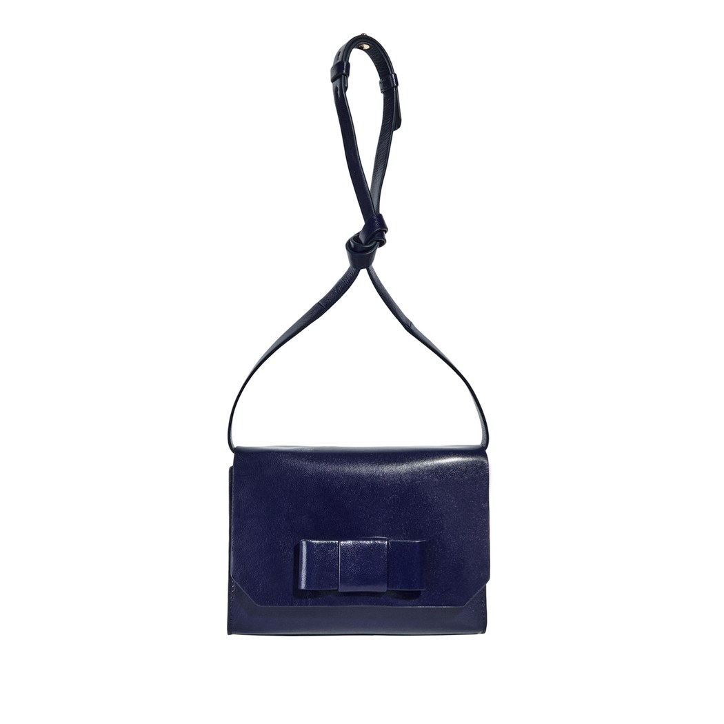 Fiyonklu Deri Çanta