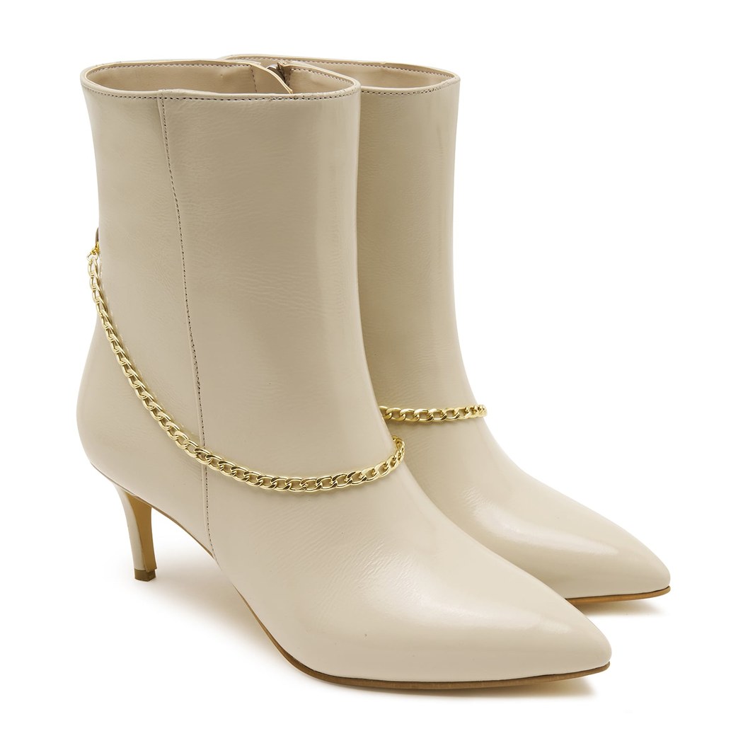 Grano Beyaz Kadın Zincir Detaylı Deri Bot