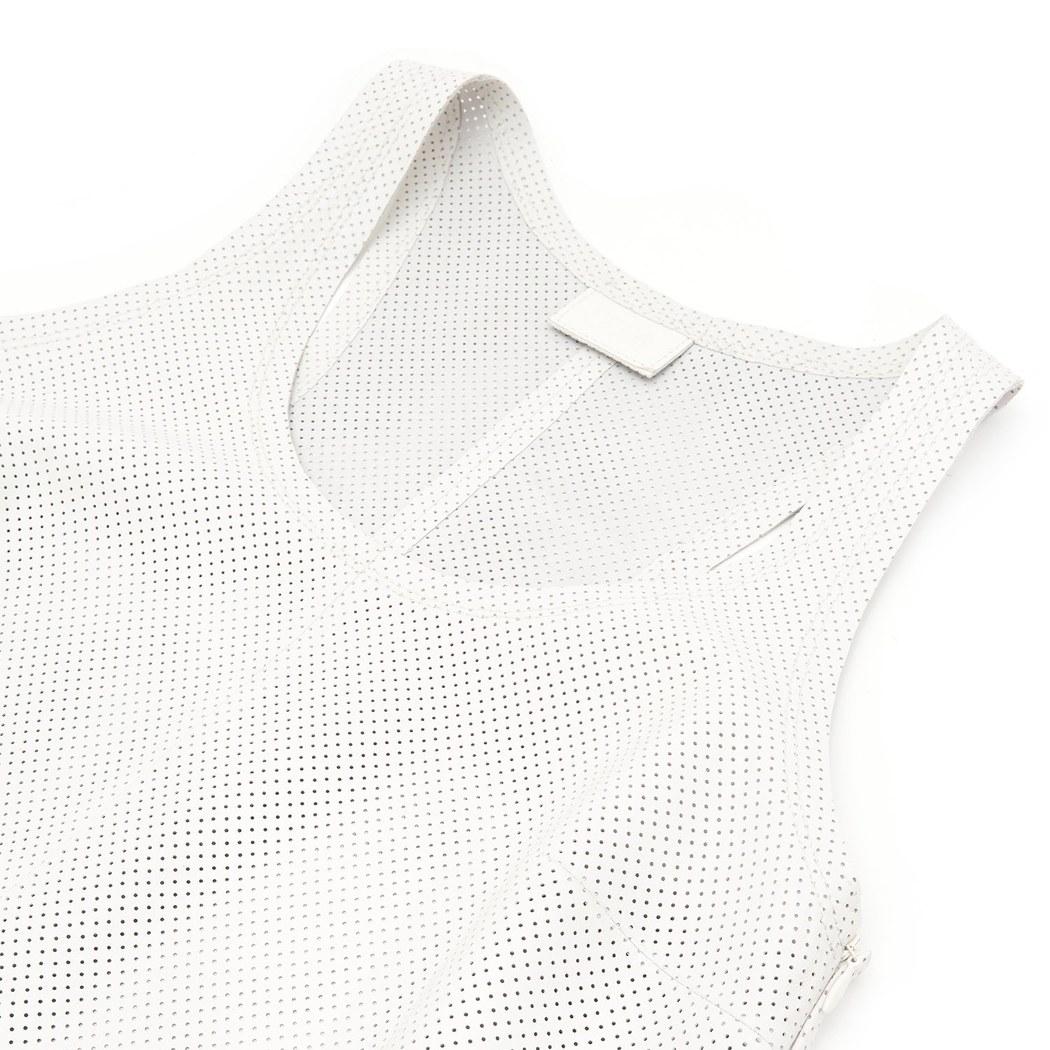 Itala Beyaz Kadın Yuvarlak Yakalı Perforeli Deri Bluz