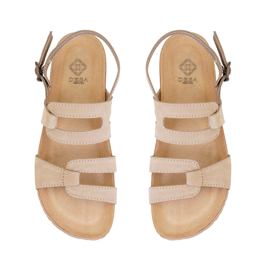 Kadın Bej Ayarlanabilir Tokalı Nubuk Deri Sandalet