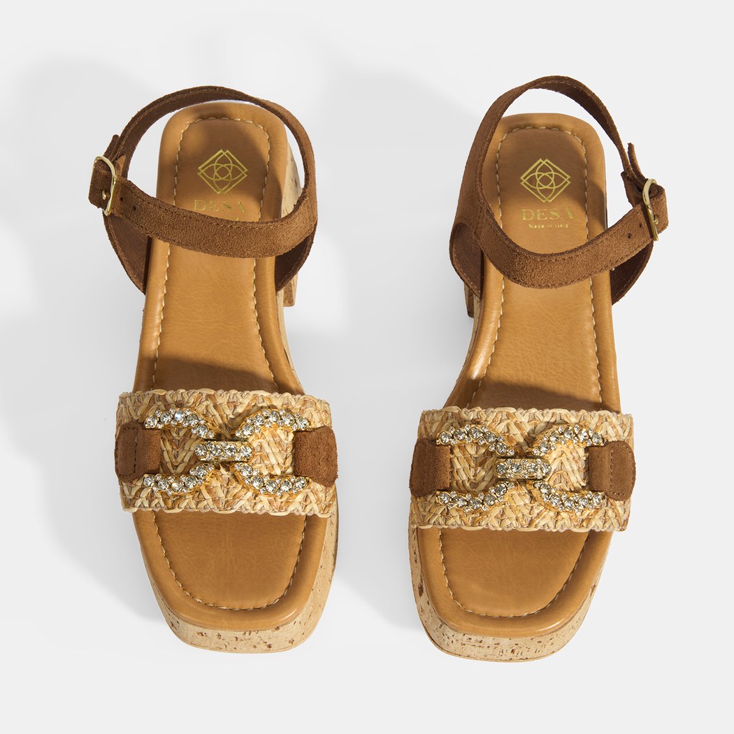 Kadın Bej Hasır Detaylı Toka Aksesuarlı Topuklu Sandalet