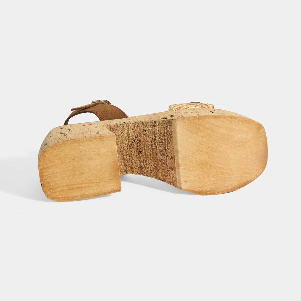 Kadın Bej Hasır Detaylı Toka Aksesuarlı Topuklu Sandalet