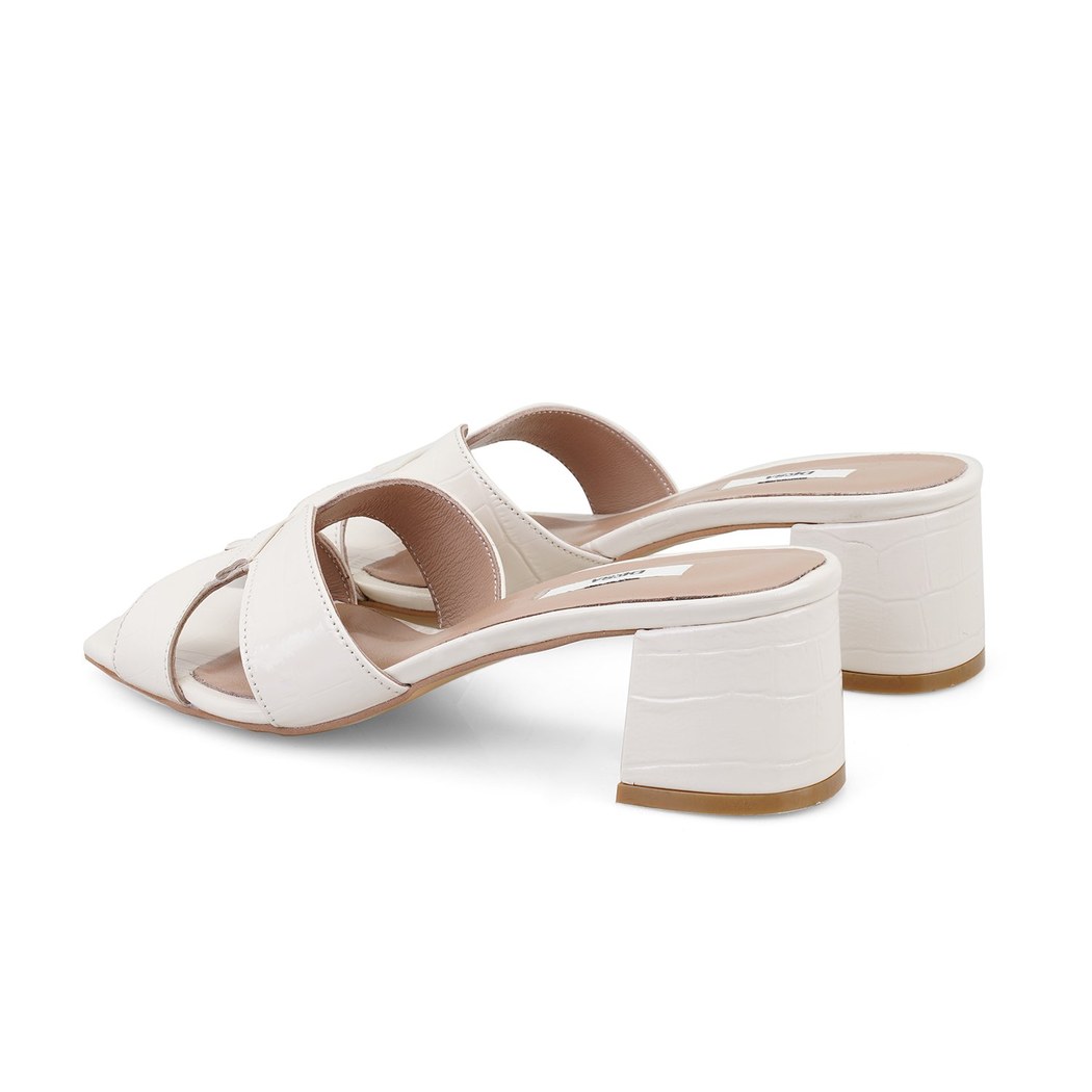 Kadın Bej Kroko Baskılı Deri Terlik