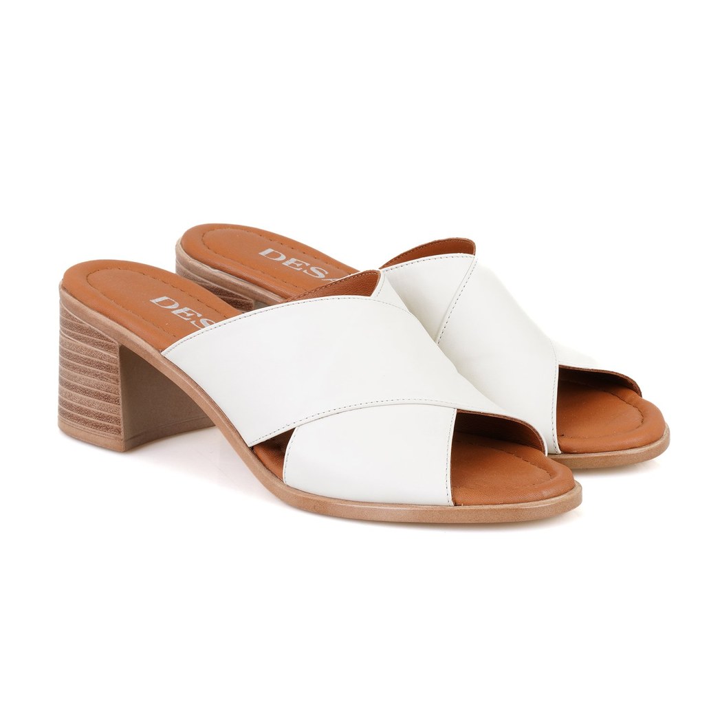 Kadın Bej Topuklu Deri Terlik