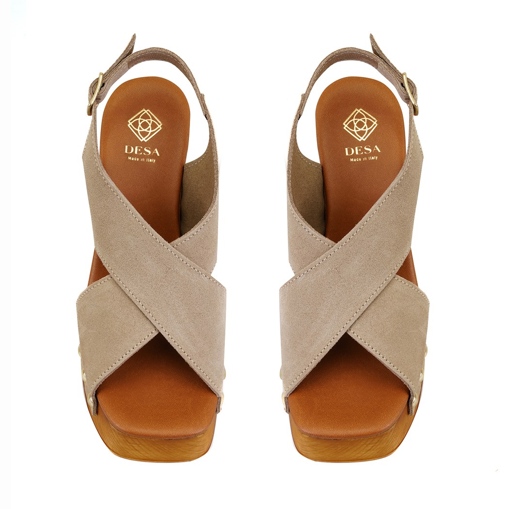 Kadın Bej Topuklu Süet Deri Sandalet