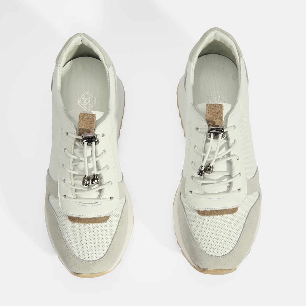 Kadın Beyaz Bağcıklı Deri Detaylı Spor Ayakkabı