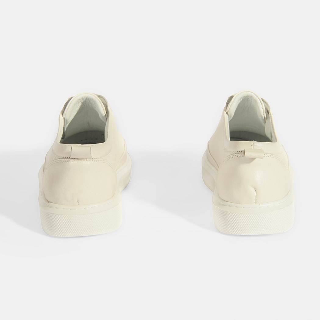 Kadın Beyaz Deri Bağcıklı Spor Ayakkabı