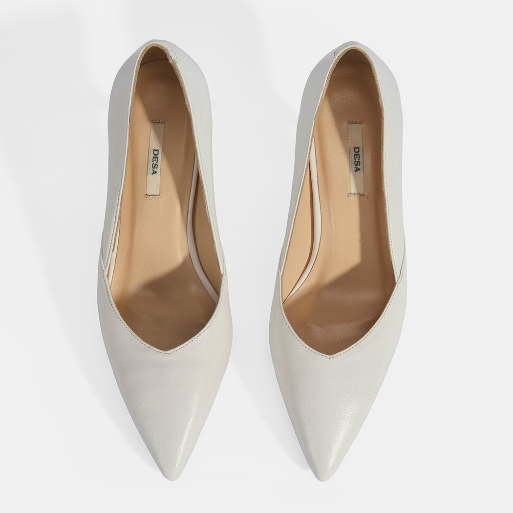 Kadın Beyaz Deri Topuklu Klasik Ayakkabı