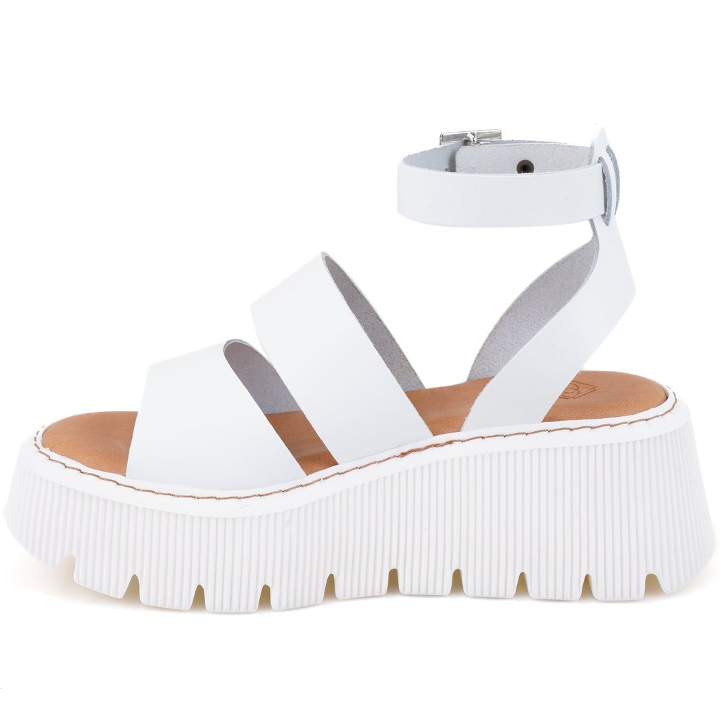 Kadın Beyaz Dolgu Tabanlı Deri Sandalet