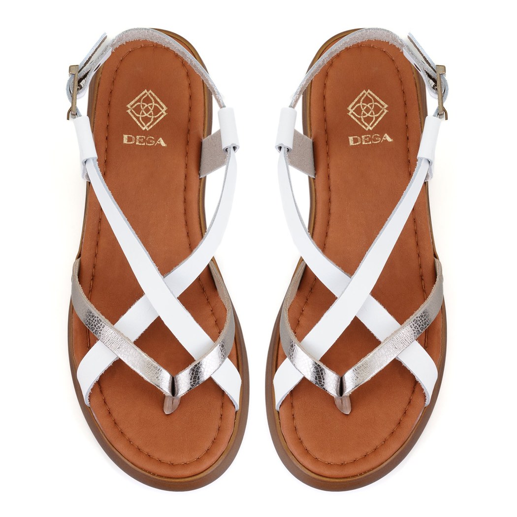 Kadın Beyaz Dolgu Tabanlı Deri Sandalet