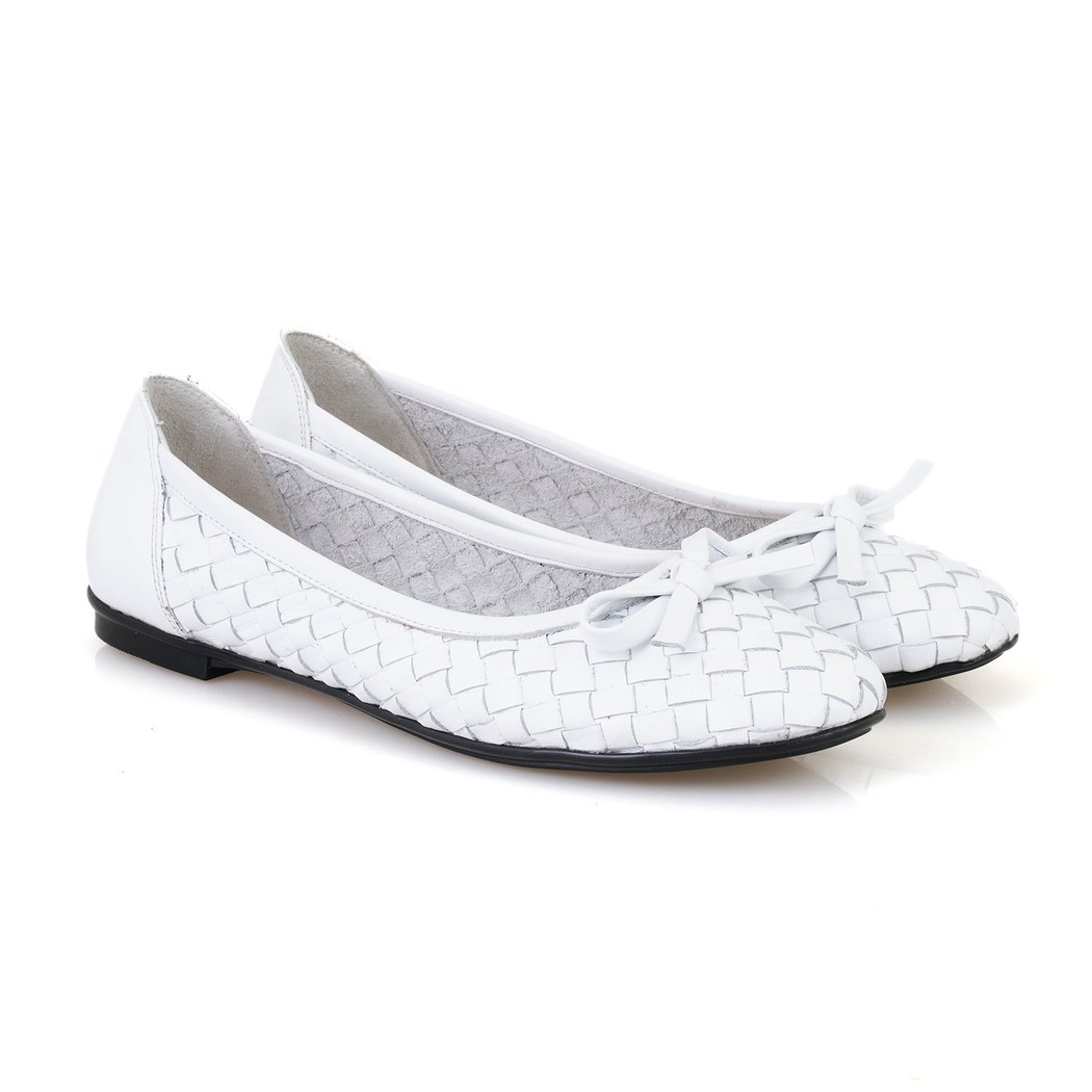 Kadın Beyaz Kapitone Deri Babet