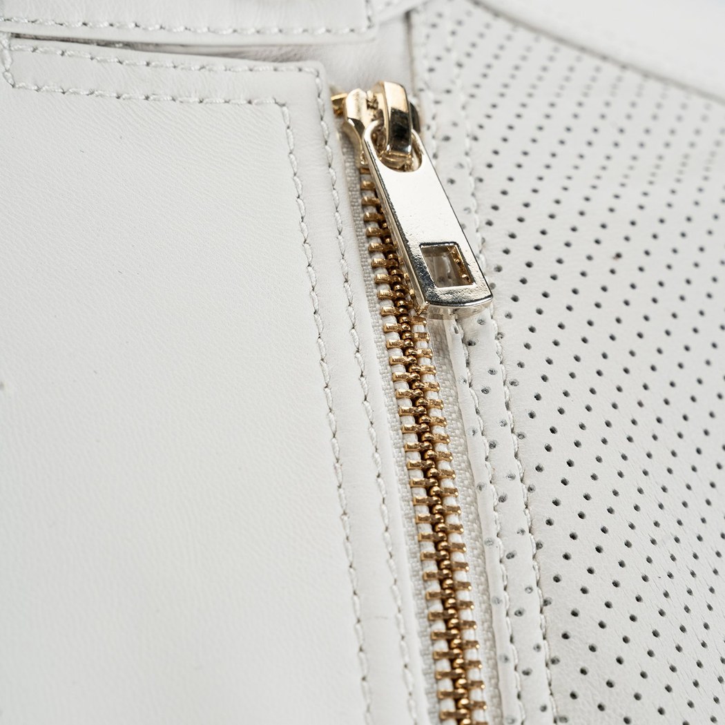 Kadın Beyaz Perfore Detaylı Deri Ceket