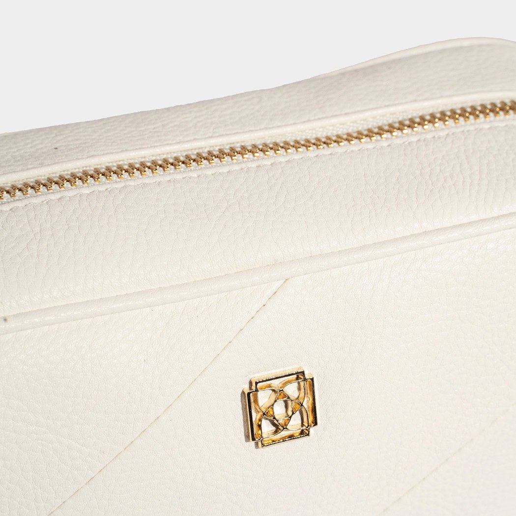 Kadın Beyaz Postacı Çantası