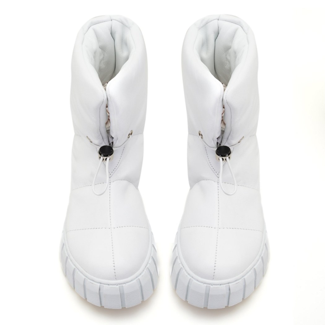 Kadın Beyaz Puffer Deri Detaylı Bot