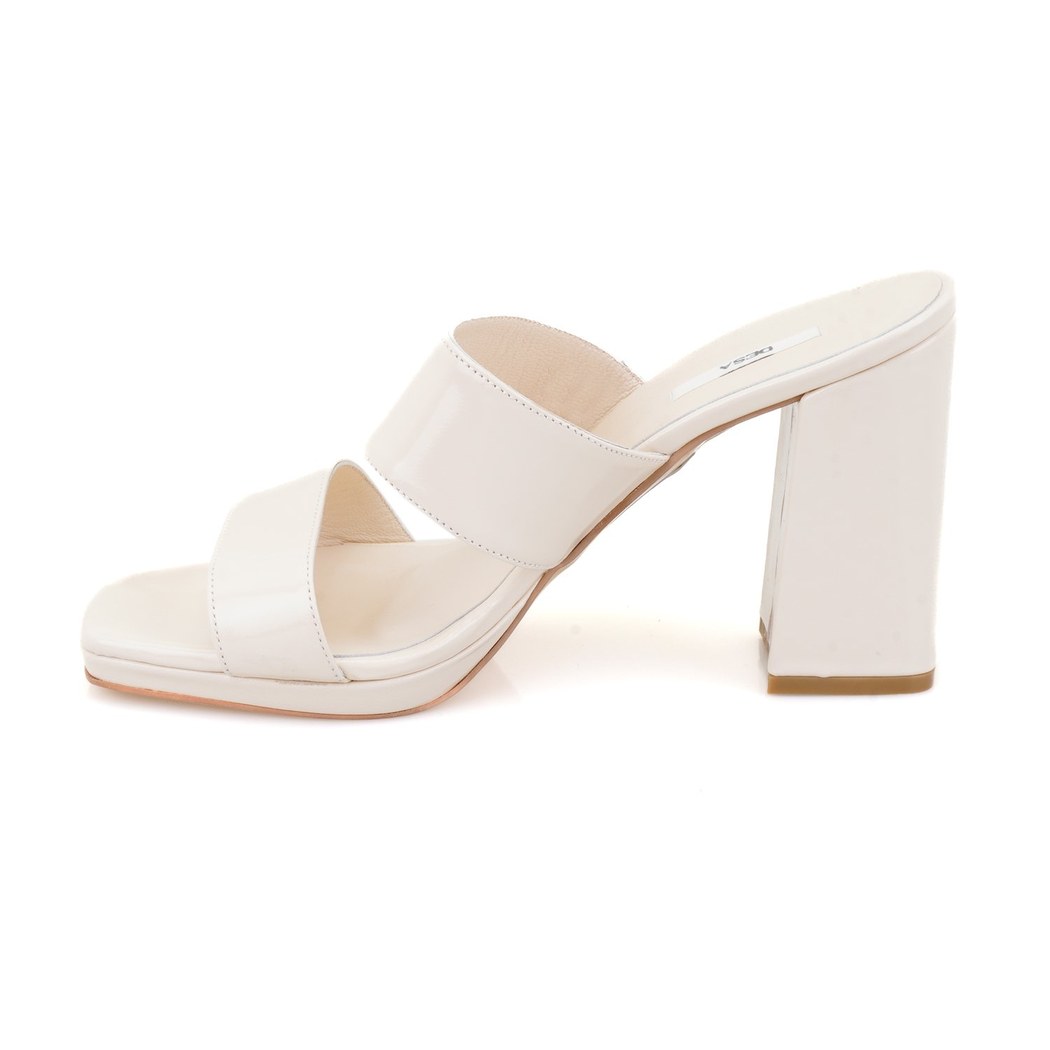 Kadın Beyaz Rugan Deri Platformlu Terlik