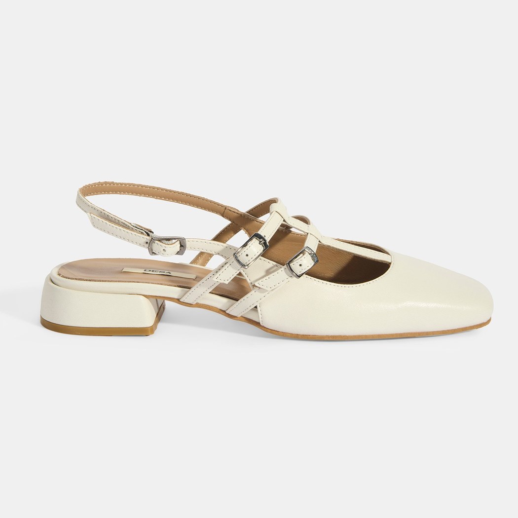 Kadın Beyaz Tokalı Deri Günlük Ayakkabı