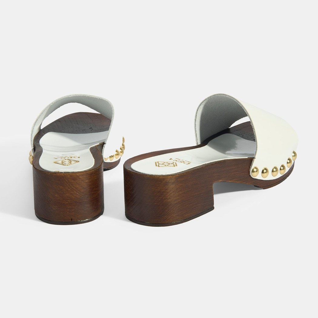 Kadın Beyaz Zımba Detaylı Topuklu Terlik