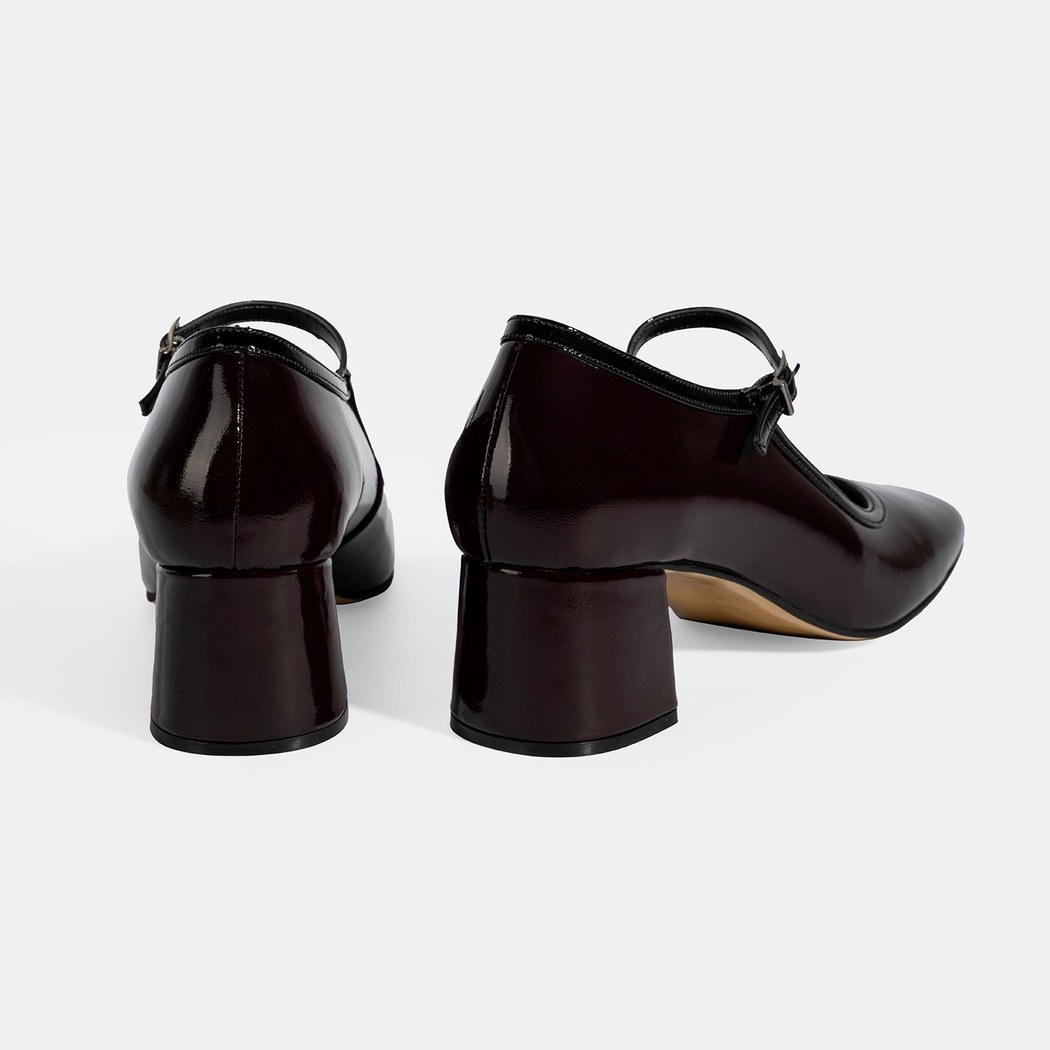 Kadın Bordo Ayarlanabilir Tokalı Kalın Topuklu Klasik Ayakkabı