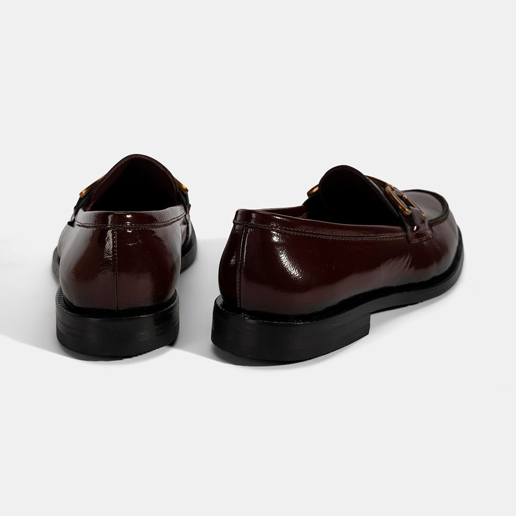 Kadın Bordo Metal Toka Aksesuarlı Rugan Loafer