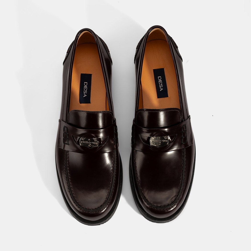 Kadın Bordo Metal Toka Detaylı Deri Loafer