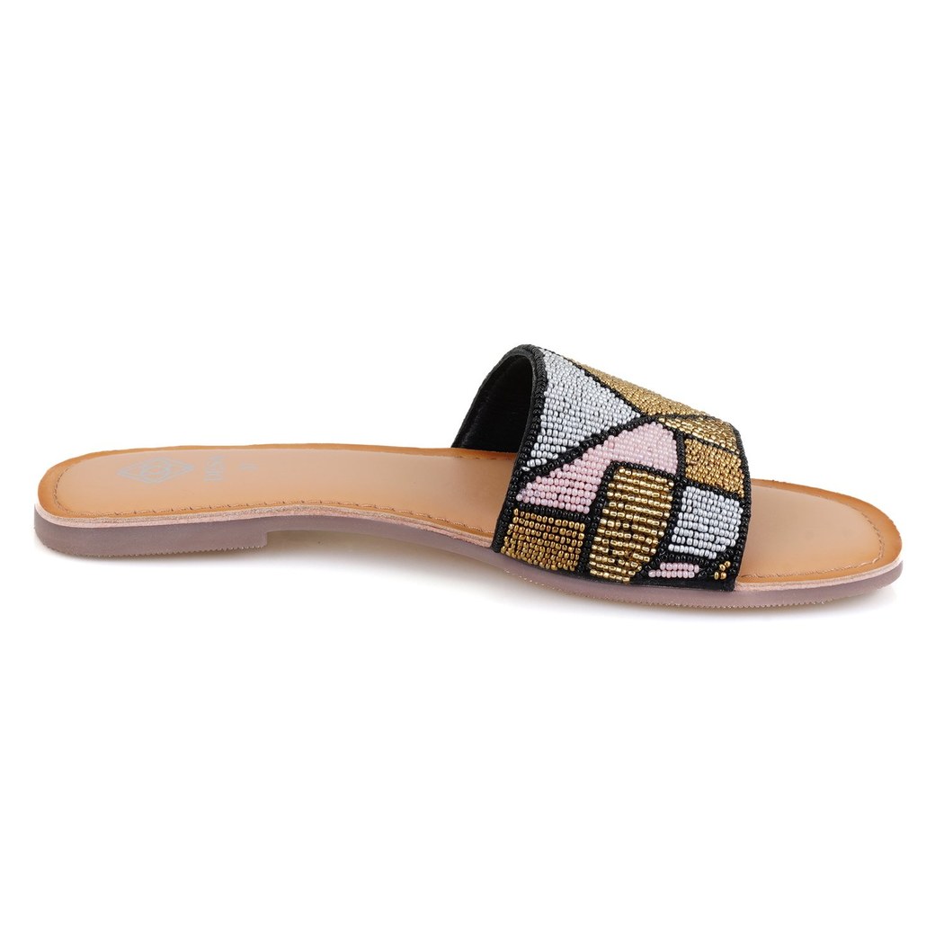 Kadın Çok Renkli Boncuk İşlemeli Terlik