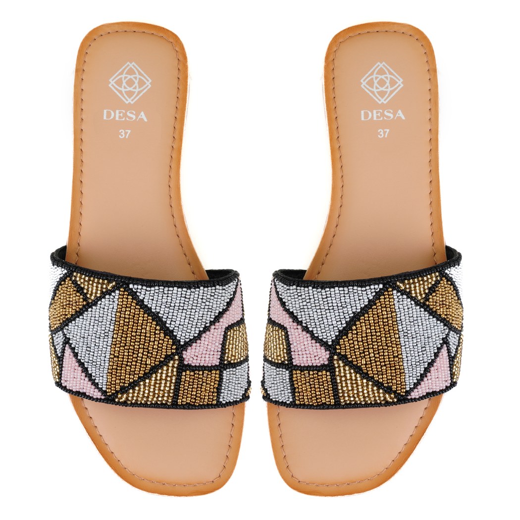 Kadın Çok Renkli Boncuk İşlemeli Terlik