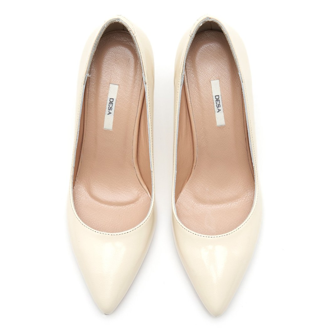 Kadın Ekru Rugan Klasik Ayakkabı