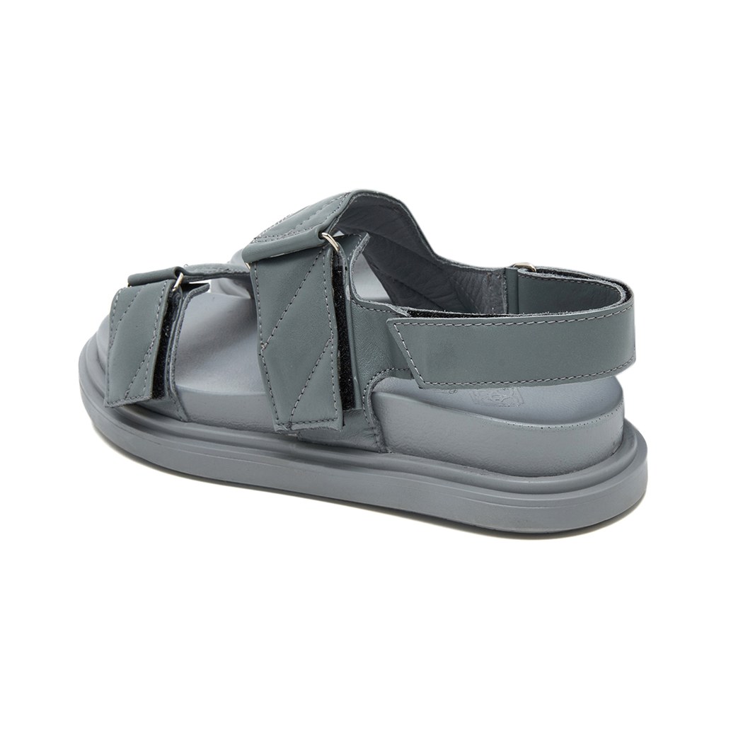 Kadın Gri Deri Sandalet