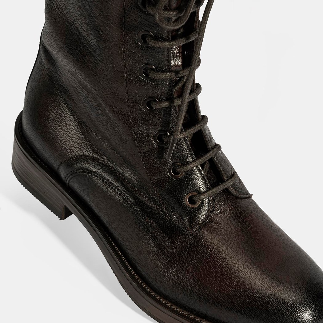 Kadın Kahve Bağcıklı Deri Postal Bot