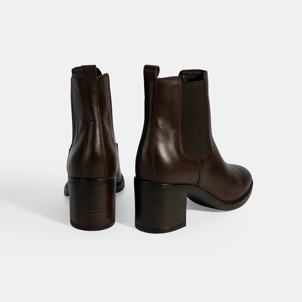 Kadın Kahve Lastikli Topuklu Deri Bot