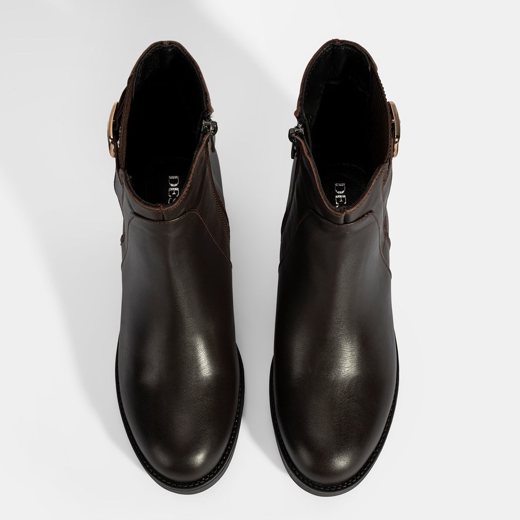 Kadın Kahve Metal Toka Detaylı Topuklu Deri Bot