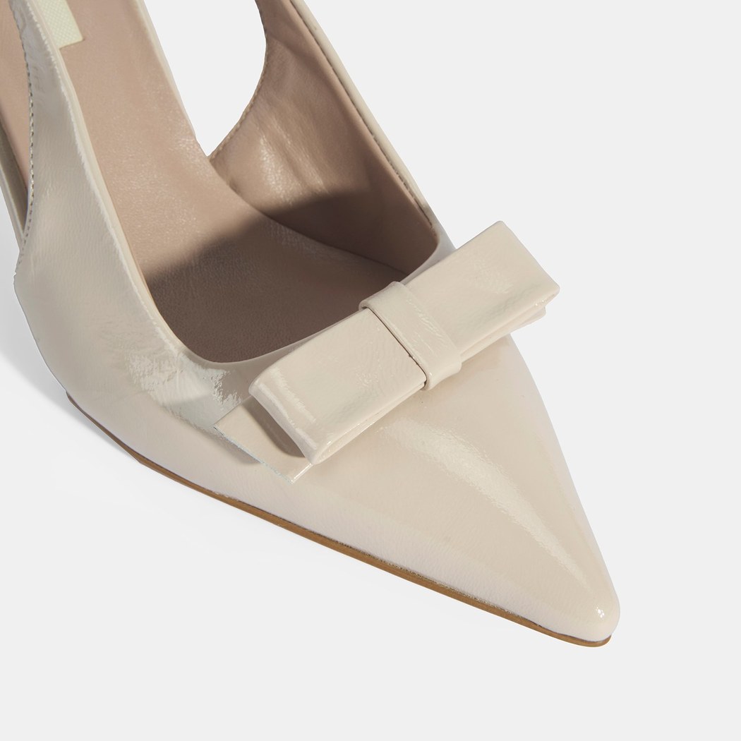 Kadın Krem Fiyonk Detaylı Rugan Topuklu Klasik Ayakkabı