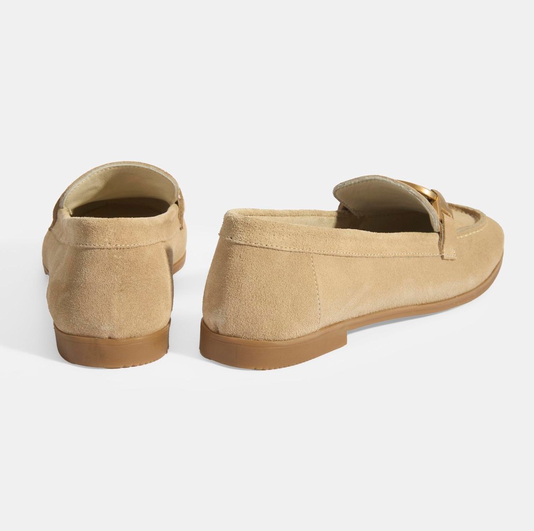 Kadın Krem Metal Aksesuarlı Süet Loafer