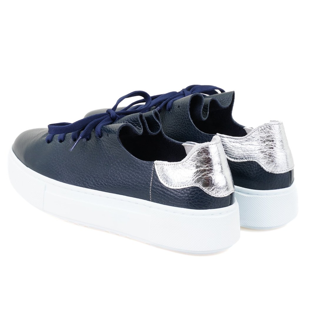 Kadın Lacivert Deri Spor Ayakkabı