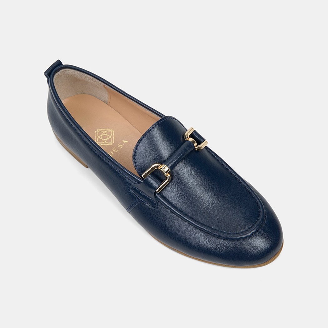Kadın Lacivert Metal Gold Toka Aksesuarlı Deri Loafer