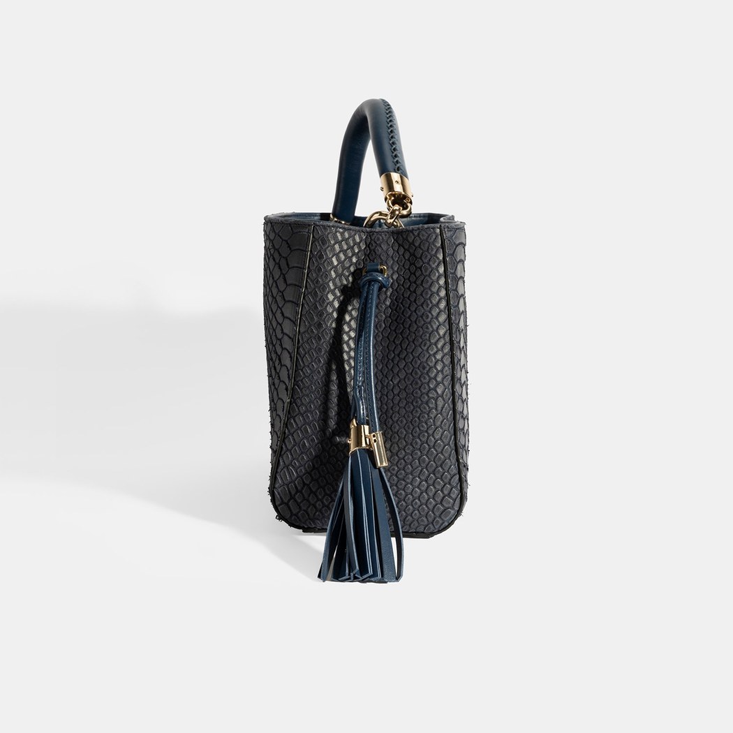 Kadın Lacivert Püskül Aksesuarlı Deri El Çantası
