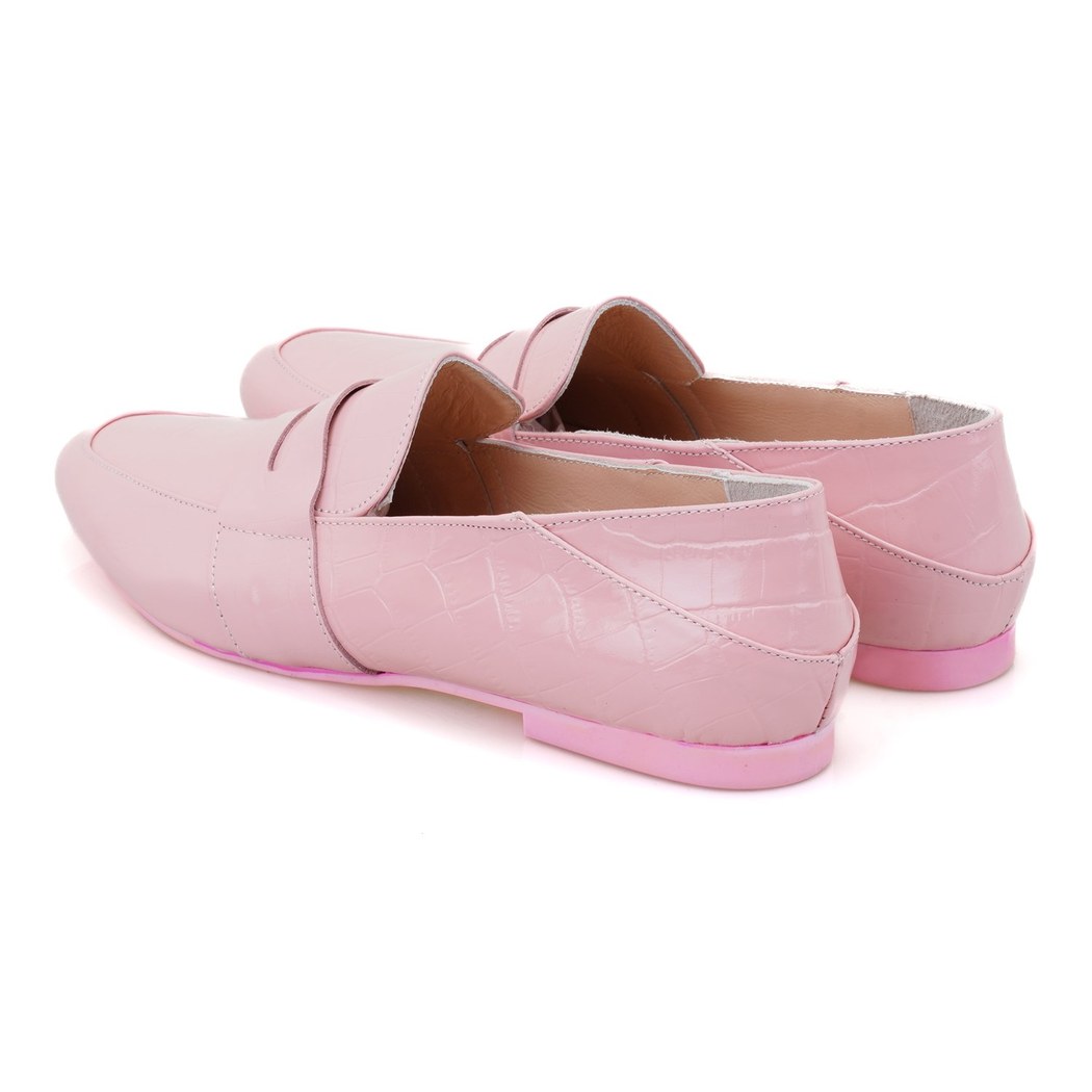 Kadın Pudra Kroko Baskılı Deri Loafer