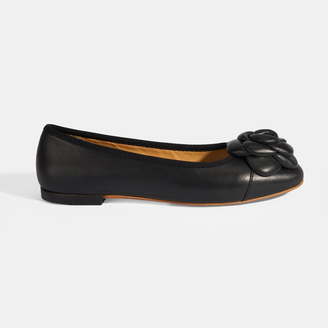 Kadın Siyah Aksesuar Detaylı Deri Babet 