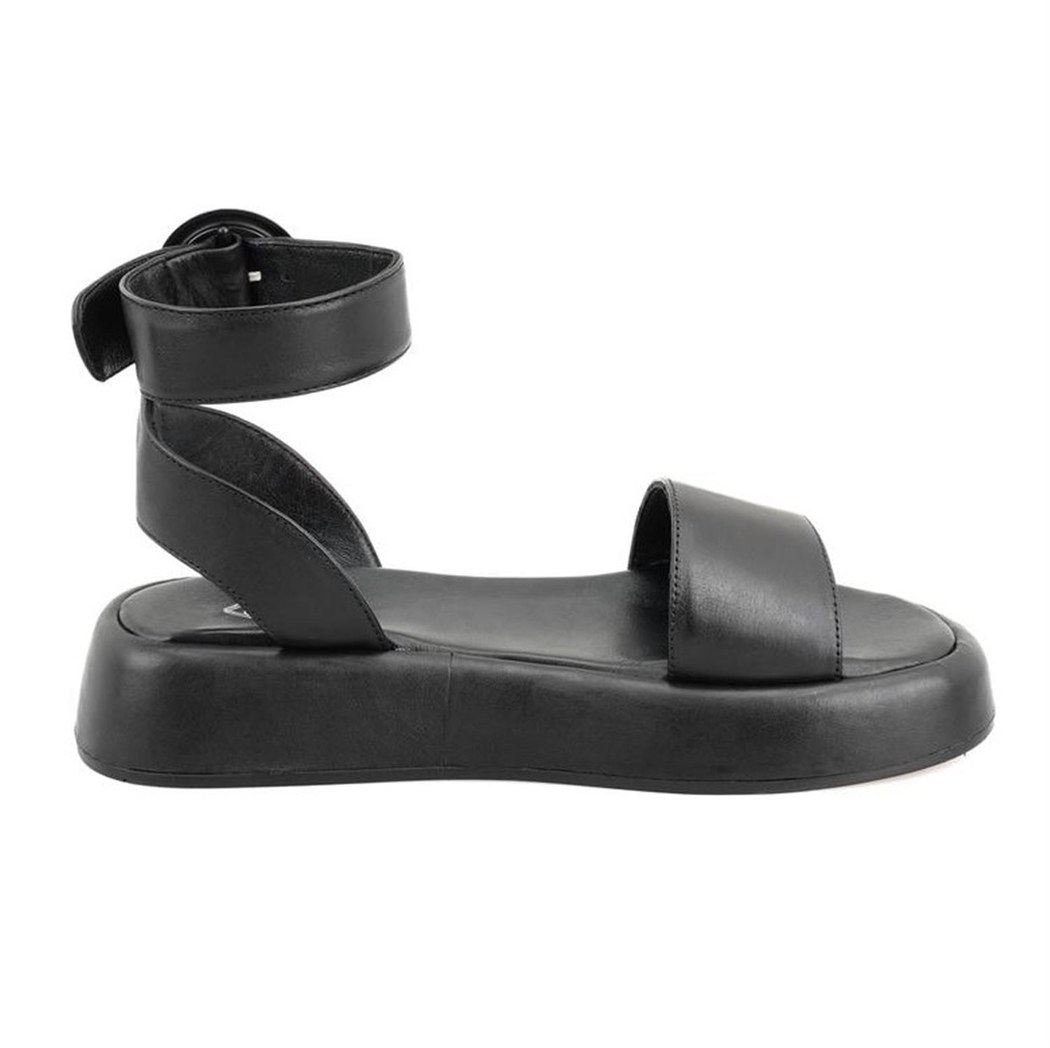 Kadın Siyah Ayarlanabilir Tokalı Deri Sandalet