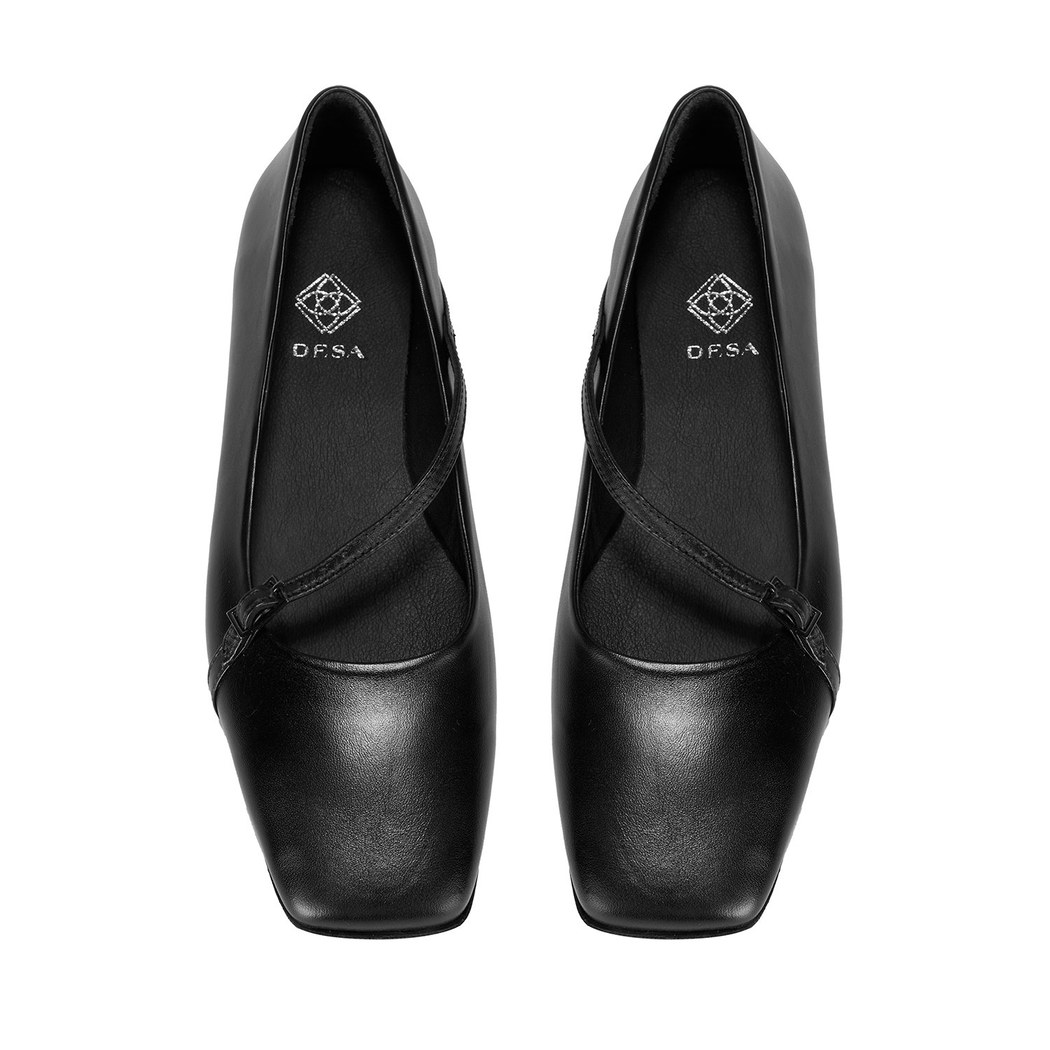 Kadın Siyah Ayarlanabilir Tokalı Deri Babet