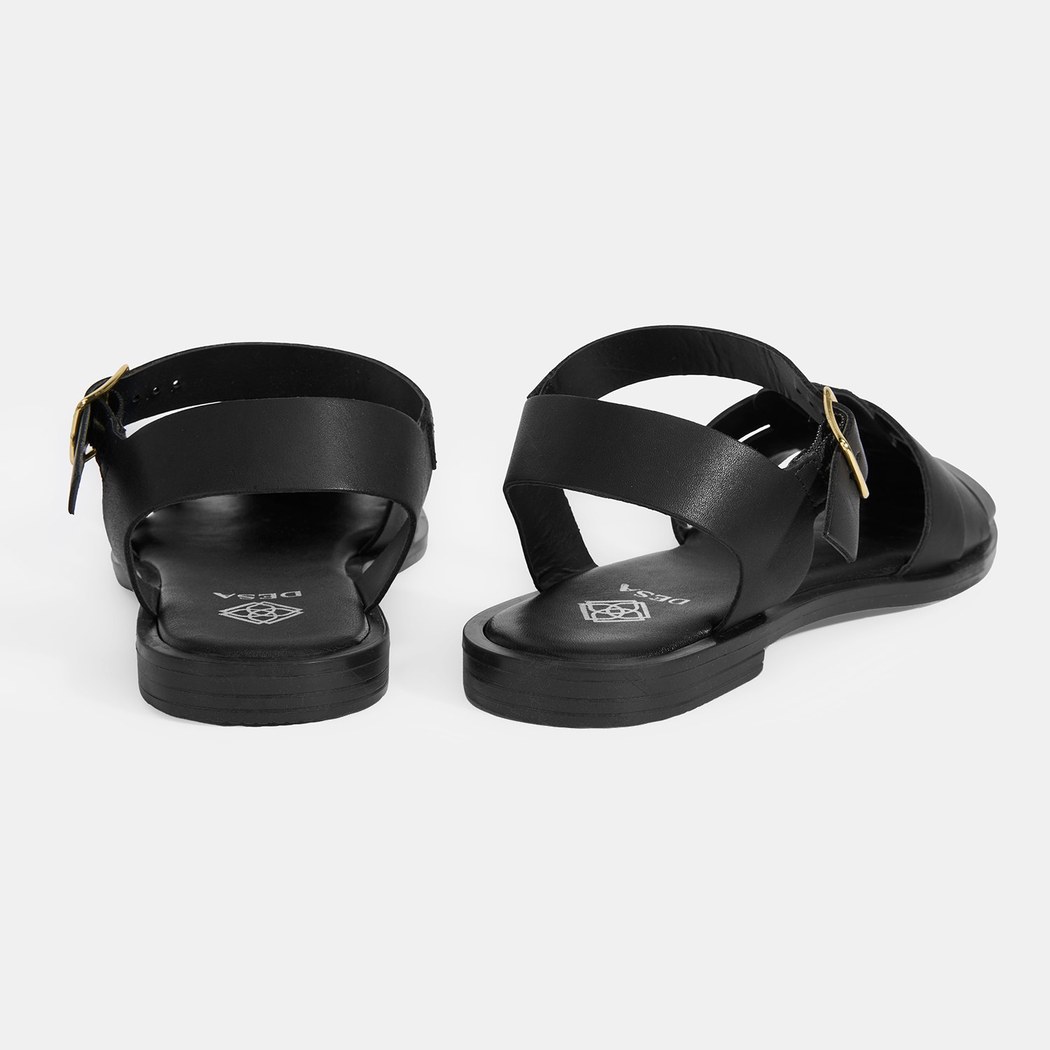 Kadın Siyah Ayarlanabilir Tokalı Deri Sandalet