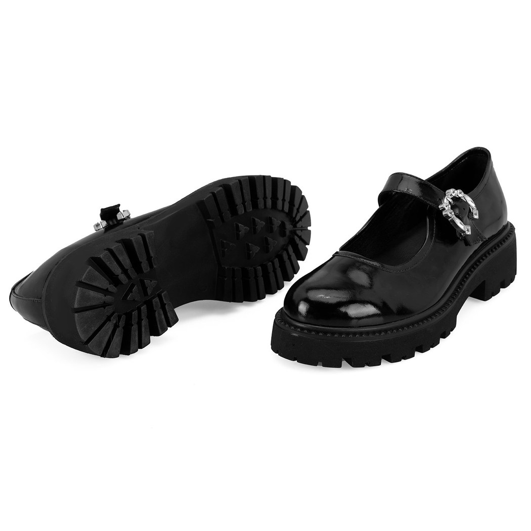 Kadın Siyah Ayarlanabilir Tokalı Deri Günlük Ayakkabı