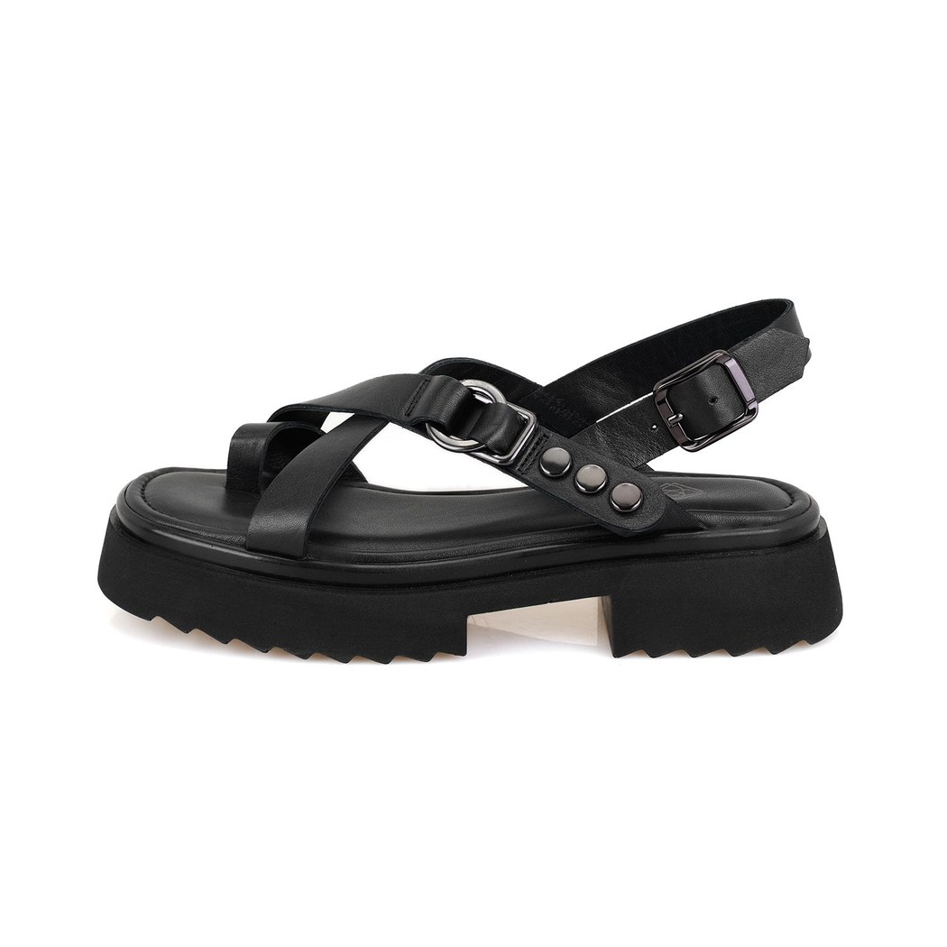 Kadın Siyah Ayarlanabilir Tokalı Deri Sandalet