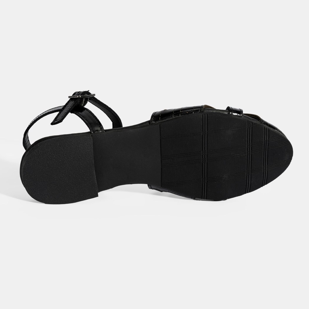 Kadın Siyah Ayarlanabilir Tokalı Rugan Sandalet