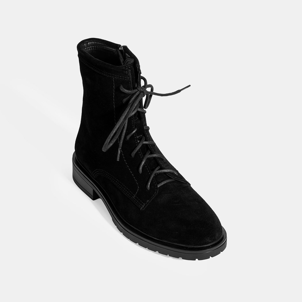 Kadın Siyah Bağcık Detaylı Süet Bot