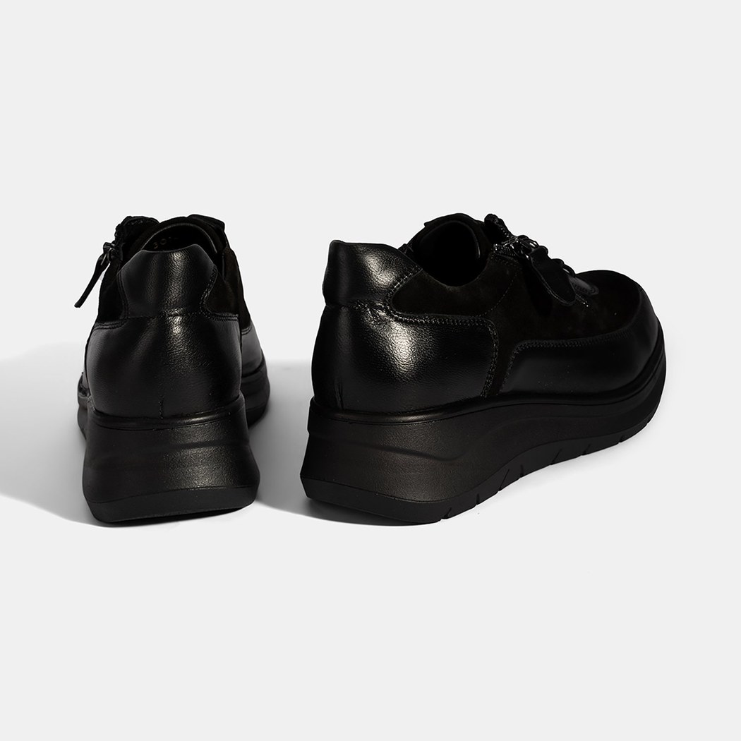 Kadın Siyah Bağcıklı DesaComfort Deri Ayakkabı