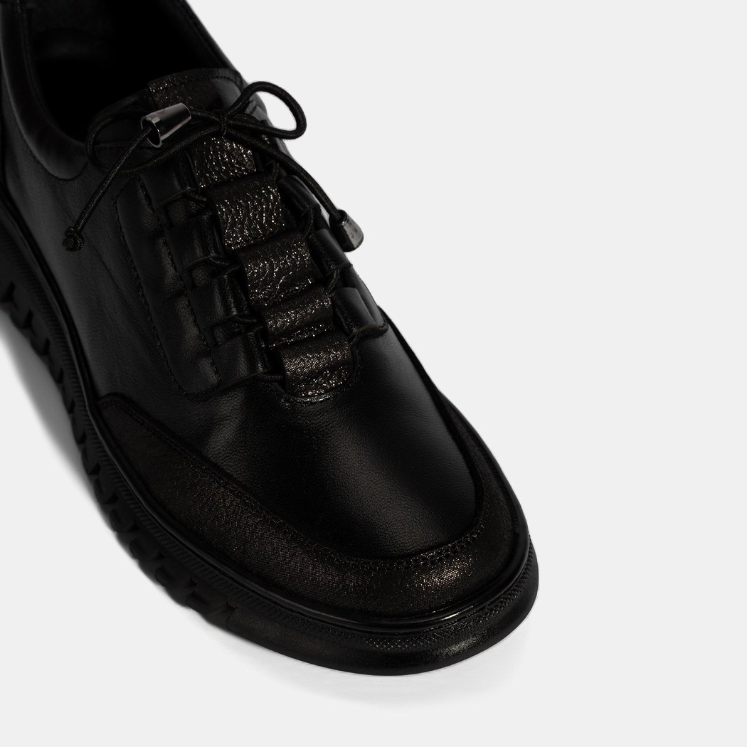 Kadın Siyah Bağcıklı DesaComfort Deri Ayakkabı