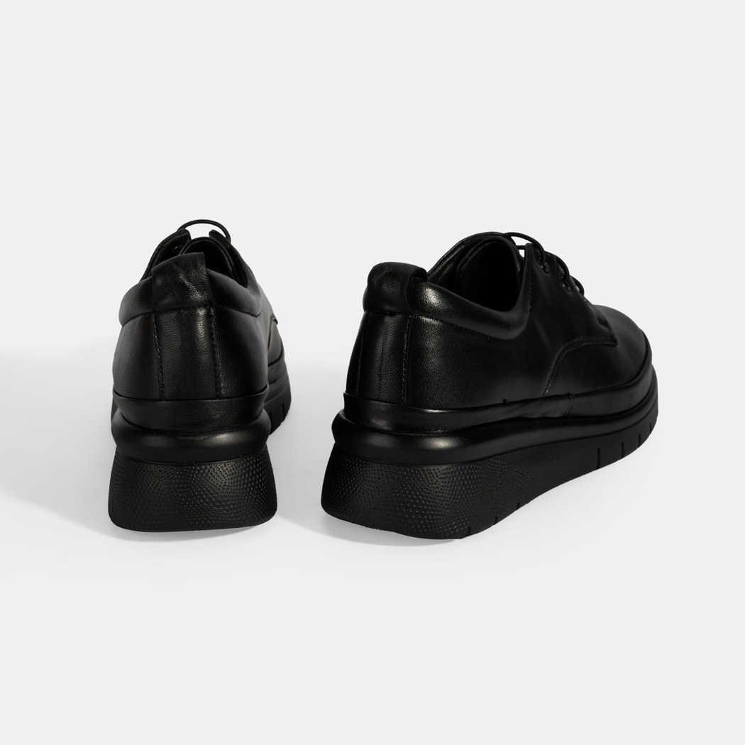 Kadın Siyah Bağcıklı DesaComfort Deri Ayakkabı