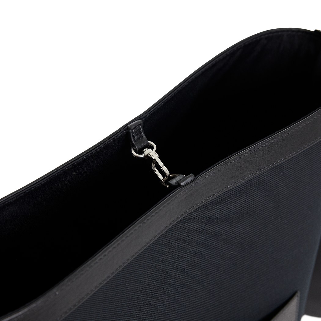 Kadın Siyah Cüzdan Aksesuarlı Omuz Çantası