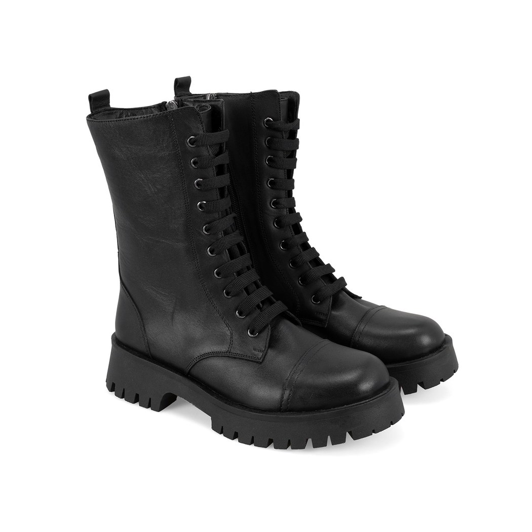 Kadın Siyah Deri Bot